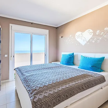 Dom wakacyjny Versatile Oasis By Interhome Puerto de Santiago (Tenerife)